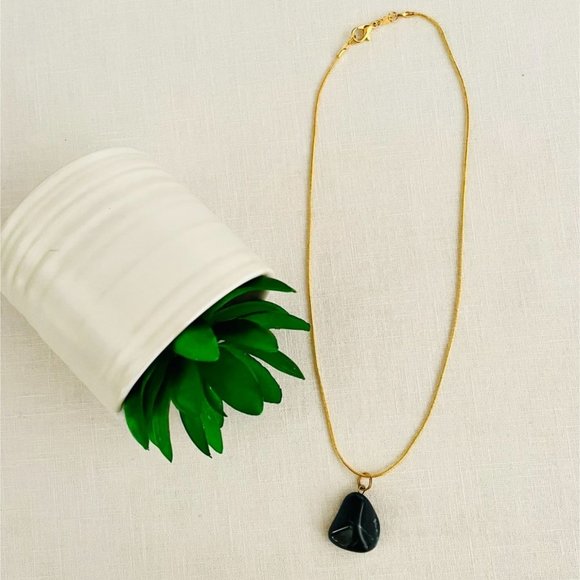 Tumbled Lapis Lazuli Pendant on Goldtone 16 inch Chain Necklace for Men or Women - Picture 5 of 7